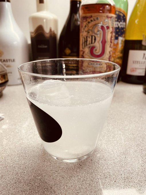 Happy hangover day! 🤪 https://t.co/SnFTFCBWe4