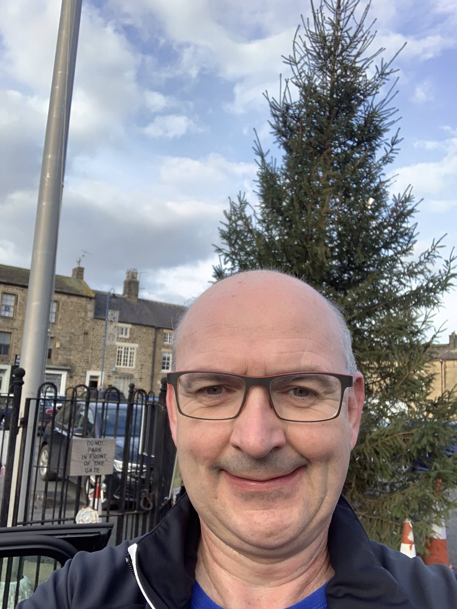 Hogatronic's tweet photo. First 5km+ of the year done. Heavy legs but as always the finish felt great. #running #ukrunningchat https://t.co/1TxqxdhcgM