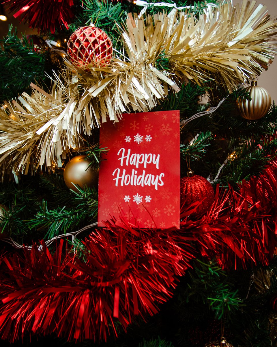 verdunwindows's tweet photo. We hope you've had a wonderful and safe holiday with your loved ones! From the Verdun family, we'd like to wish you a happy new year! ✨🥳🍾

#HappyNewYear2022 #VerdunRight #2022 https://t.co/3BLx5rYEp2