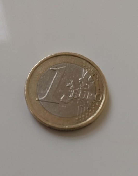 HigginsCP's tweet photo. This little guy is 20. Happy birthday to the #euro I remember first using it at Milan Airport on the way back from a #NYE celebration. Lot of puzzled staff in the shops trying to convert Lira's into Euro change. Wonder will it make middle age? https://t.co/vkhswmHTED