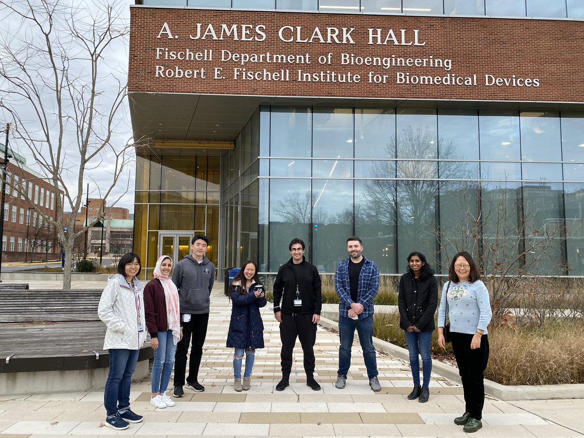 Tao_Lowe's tweet photo. Happy New Year from Lowe Lab to You all! https://t.co/7cXPW512VW