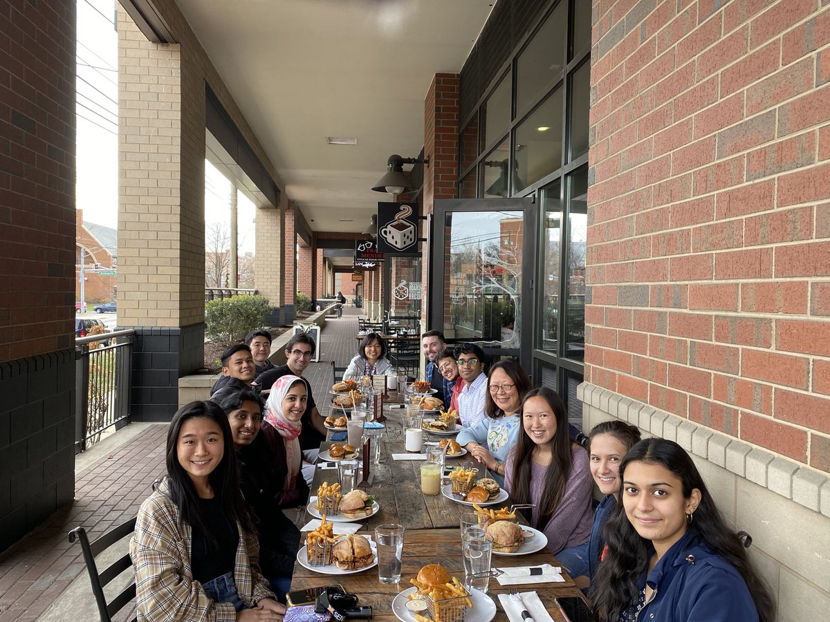 Tao_Lowe's tweet photo. Happy New Year from Lowe Lab to You all! https://t.co/7cXPW512VW