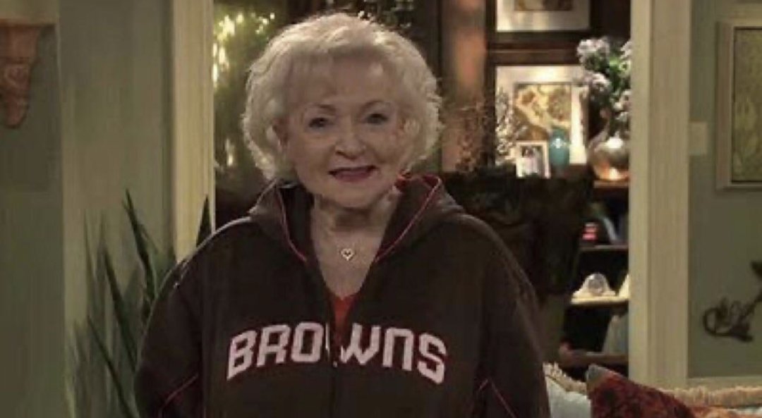 Welcome2Danland's tweet photo. Hey @bakermayfield,
You and the guys gotta destroy the Steelers now. For her. https://t.co/o5ghNbyzli