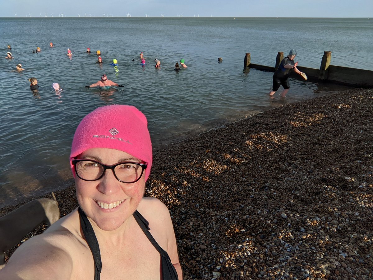 KitBrunger's tweet image. #NewYearSwimmers @speedooutsidersclub

Happy New Year!