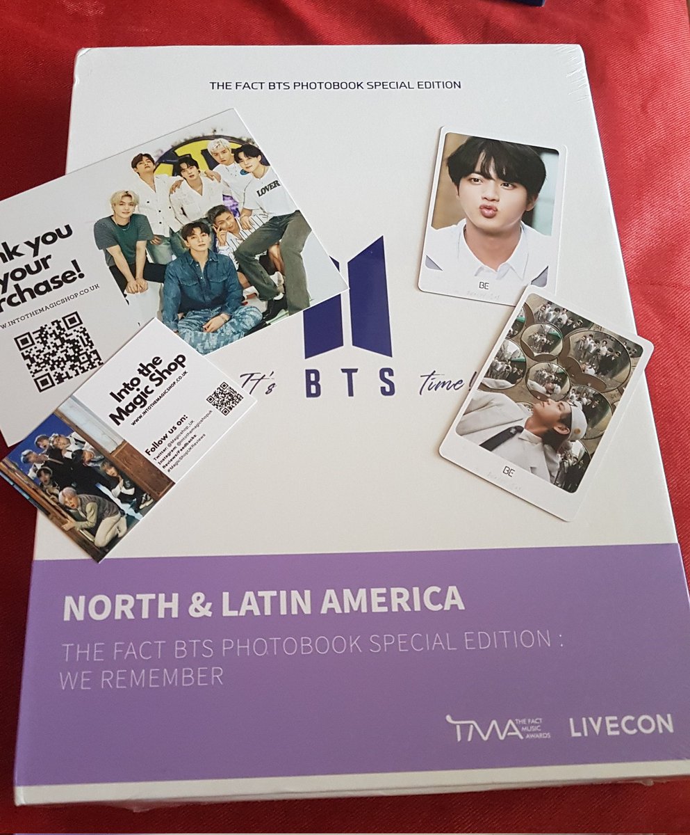 PK31518567's tweet photo. Thank you @MagicShop_UK for the well-timed parcel, it was great to open it up on New Year's Eve!!!
I started the day with Hobi's shoulders and ended it with merch!!!!

😊💖💜
@BTS_twt
#MagicShopUKReviews https://t.co/tifWxm2hyt