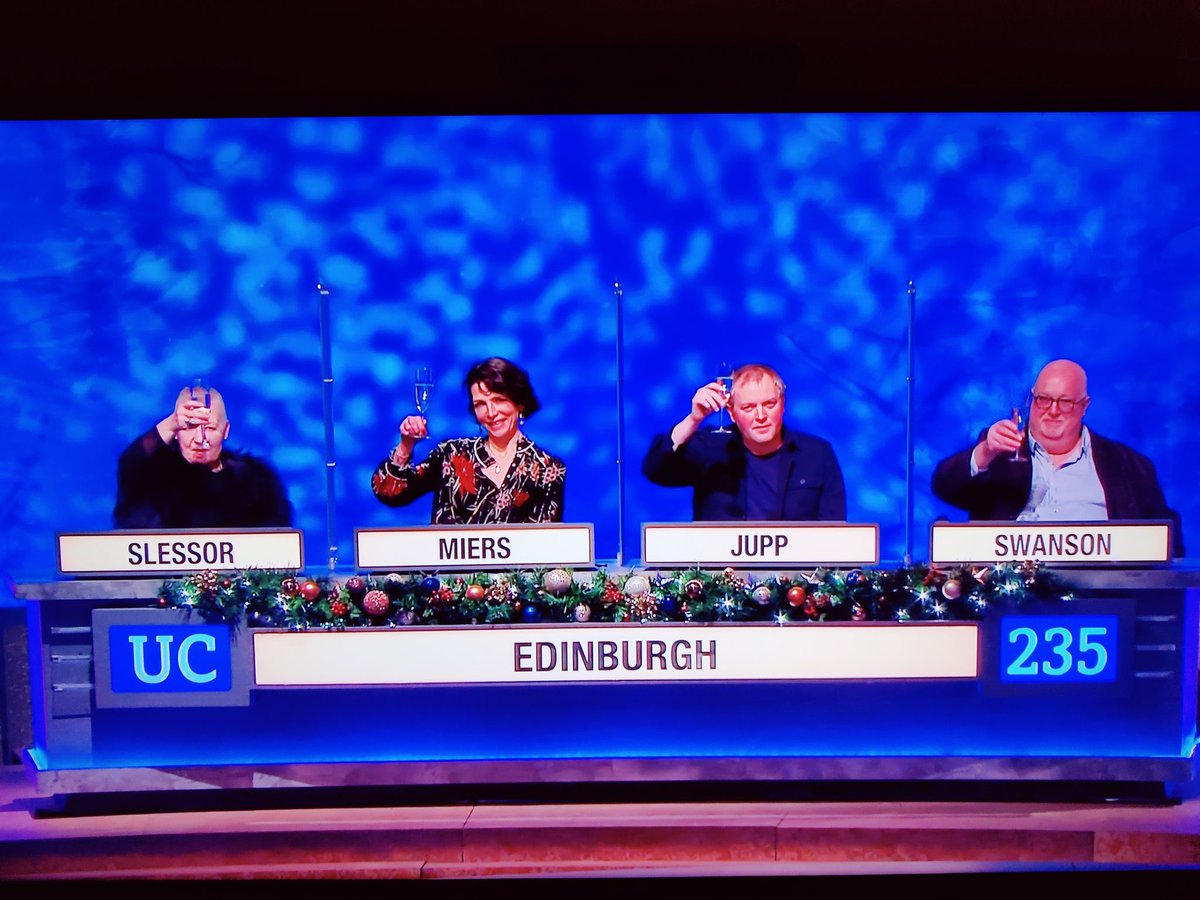 Lovely team-mates, excellent opponents, superb crew and production team, and a legendary host. Feliz año nuevo.