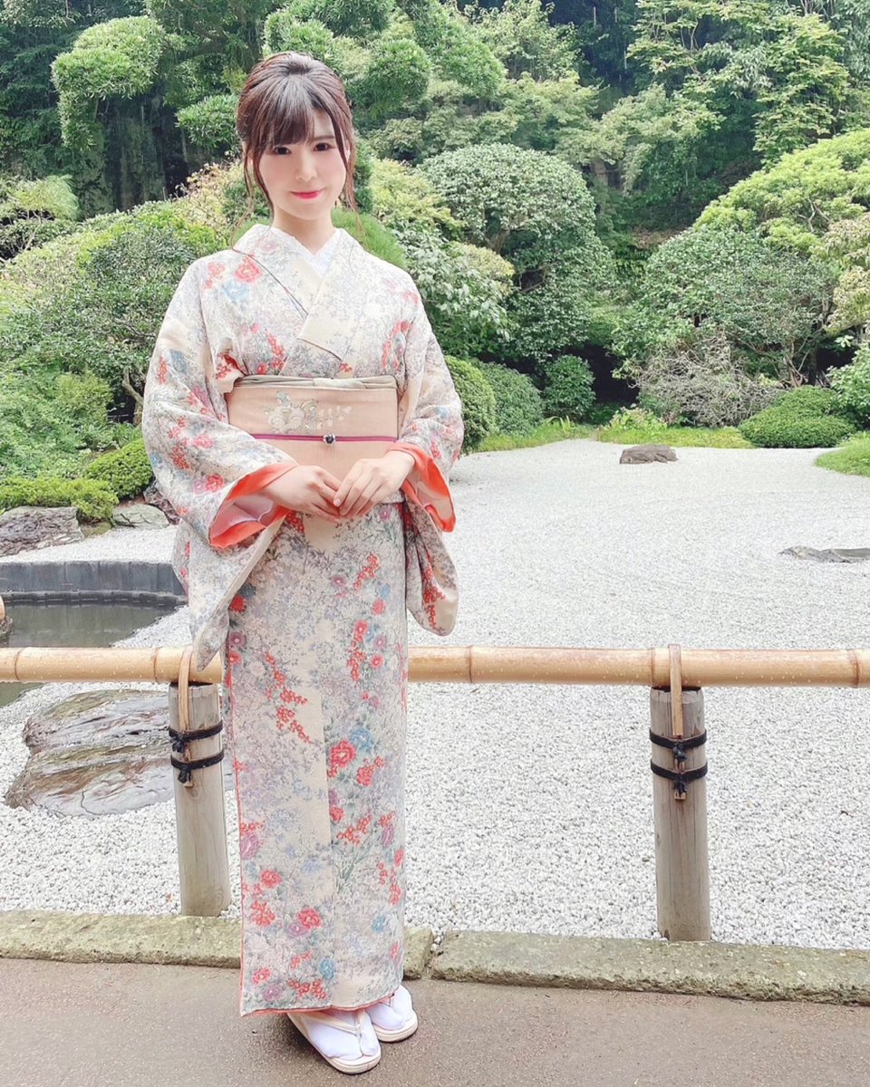 mayucha_uta's tweet photo. 🎍#謹賀新年🎍 
⁣
明けましておめでとうございます🌸今年もよろしくお願いします🙇‍♀️
⁣
皆さまにとって笑顔溢れる一年になりますように🐯✨✨

#2022NewYear #happynewyear #元旦 #寅年 #新年 #明けましておめでとうございます https://t.co/3fTUw5MGOA