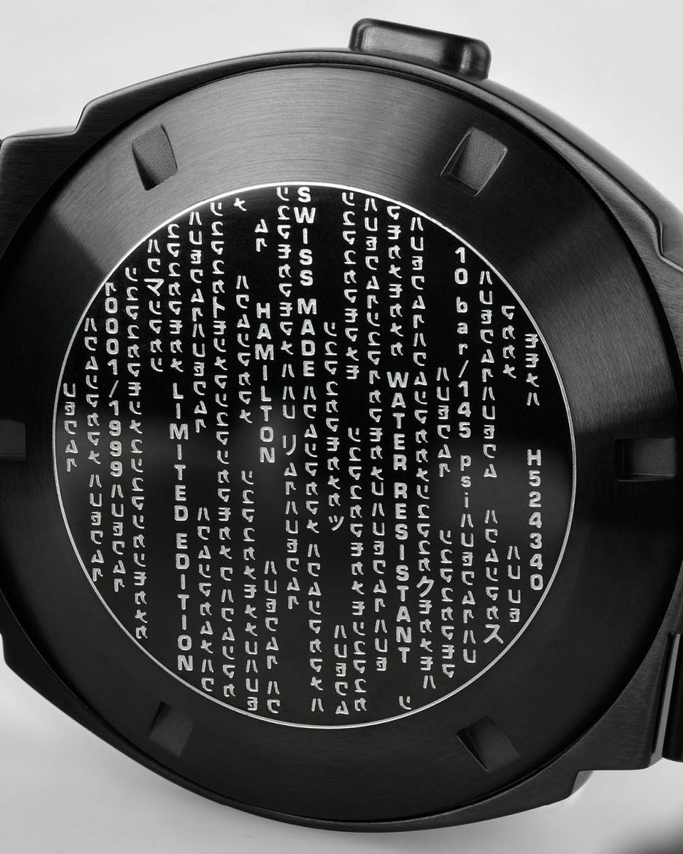 hamiltonwatch's tweet photo. A new year, a new #matrix. Make it unforgettable with the iconic PSR MTX: 
https://t.co/KNSfIyGMpl @TheMatrixMovie #hamiltonwatch #hamiltonPSR #film #movie #cinema (Ref.H52434130) https://t.co/pM1qH0om8X