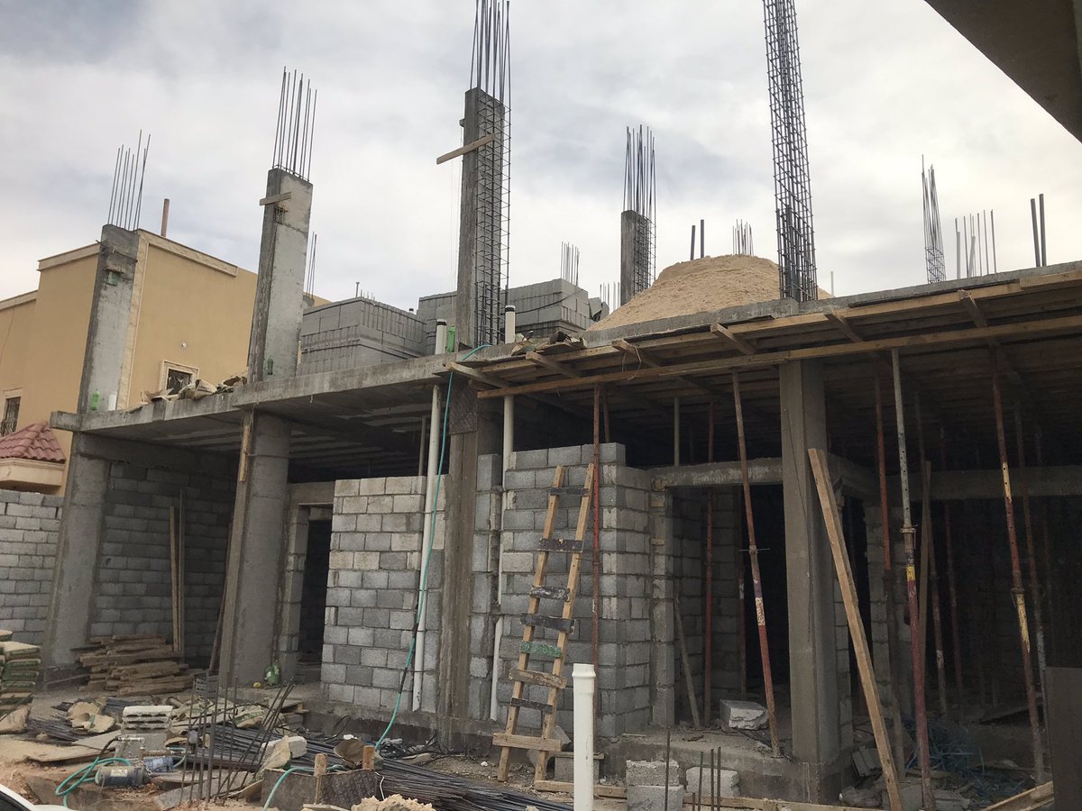 Millimeter_D_B's tweet photo. مرحلة العظم في تنفيذ واجهة فيلا دوبلكس بطراز معاصر في الرياض من أعمالنا ...
#معماري #تنفيذ #تصميم_داخلي #تصميم_واجهات #مخططات_فلل #كهرباء #سباكة #عظم #تشطيب #بناء #تصميم_ديكور https://t.co/I1hyxTyYtA