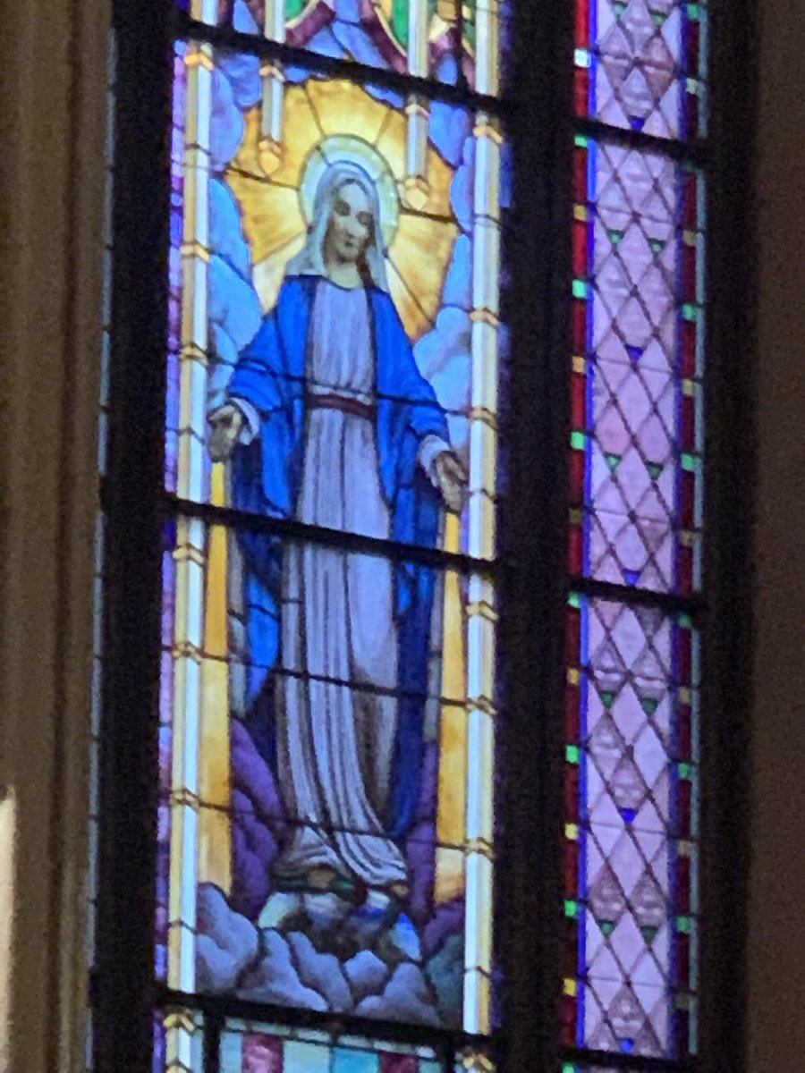 kathrynlopez's tweet photo. We celebrate the motherhood of Mary! In God’s plan, motherhood is good! The love of this Mother and her Child bring us into the mystery of the Trinity. #homilytweet #MaryMotherofGod #ChristmasStill #WitnessforLife https://t.co/QSbSn1KX4y