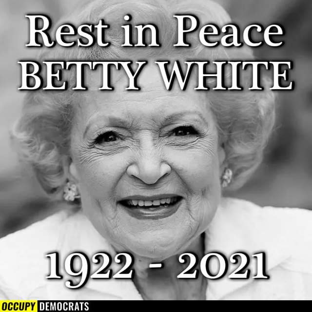 FEMALEDONKING's tweet photo. Ok we need Golden Girl Binge watch today... Hallmark, TVland, some station Please!!! https://t.co/9chb6DQNos