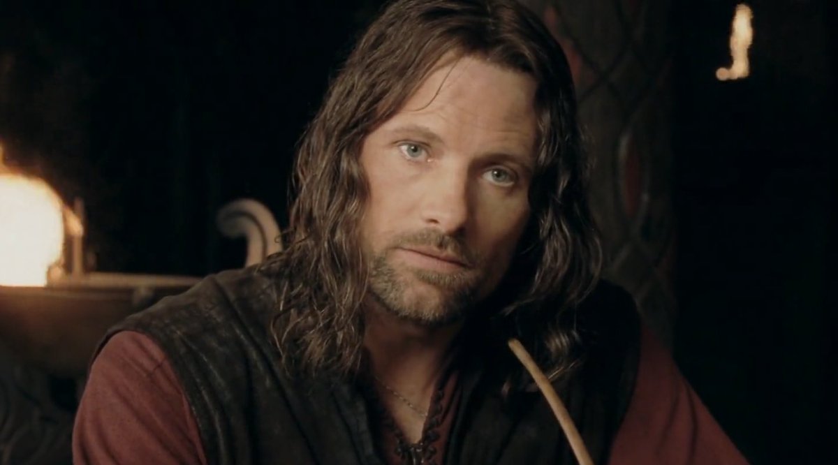 StriderHobbit's tweet photo. Aragorn is trending

as he fucking should be https://t.co/oVHSIQqaHE