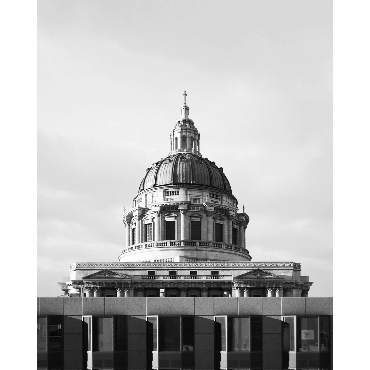 The Matrix Awakens 
.
.
Happy New Year!🥂
.
.
#virtualphotography #PhotoMode #ThePhotoMode #UnrealEngine #PS5 #TheMatrixAwakens #TheMatrix #architecture #Gametography #societyofvirtualphotographers #VGPUnite #GamerGram #WorldofVP #svparchitecture #thecapturecollective #vgpnetwork