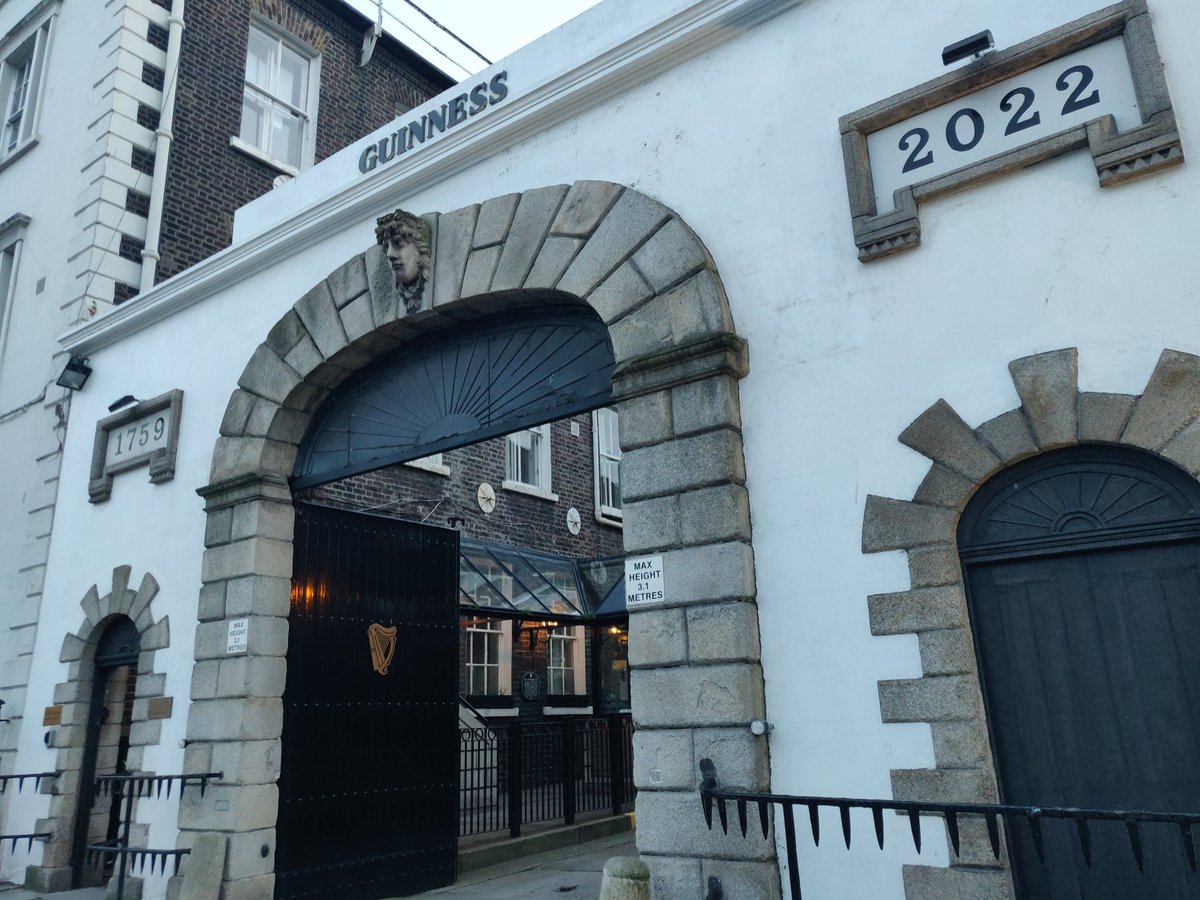 Date change at James Gate. Each year on New Year's Eve at the stroke of midnight, Guinness employee Robbie Minto continues the tradition of changing the date. Happy New Year. Wishing you a great 2022 ahead.
