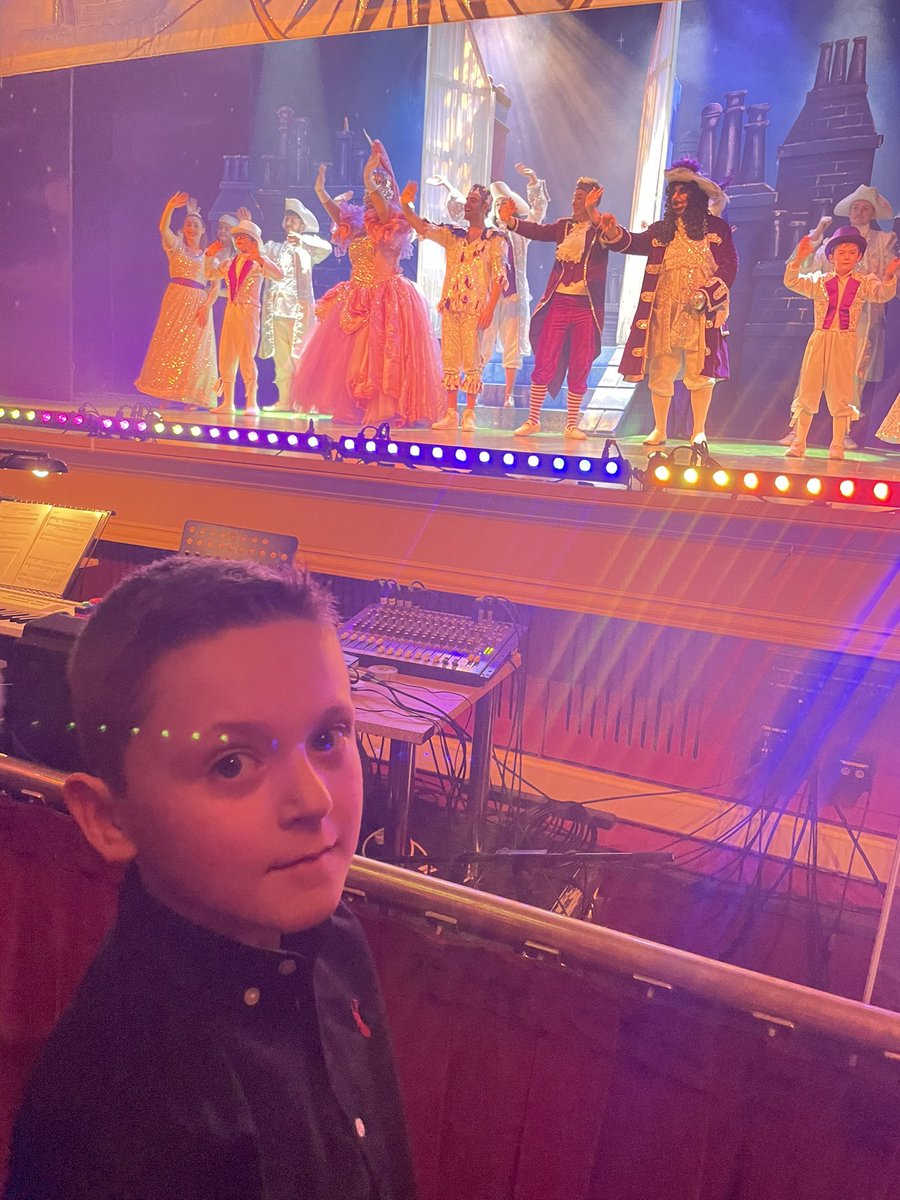 Donnaclaire88's tweet photo. Great time at the Peter Pan Pantomime at @bridspa for this kids birthday! Even more special with a birthday shout out and yes of course it had to be me and Chris who they interacted with lol… thanks @brid_panto loved it!!! @Chris241287 https://t.co/0lmM4sbTno