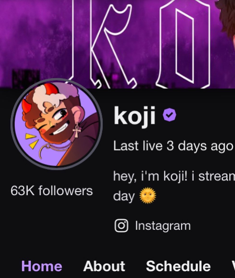 HAPPY NEW YEAR EVERYONEEE ✨