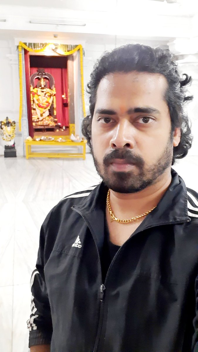 digitalthakur2's tweet photo. #SaturdayTempleDay First day of the Year 2022 #newyear2022 https://t.co/lcU23daOIb