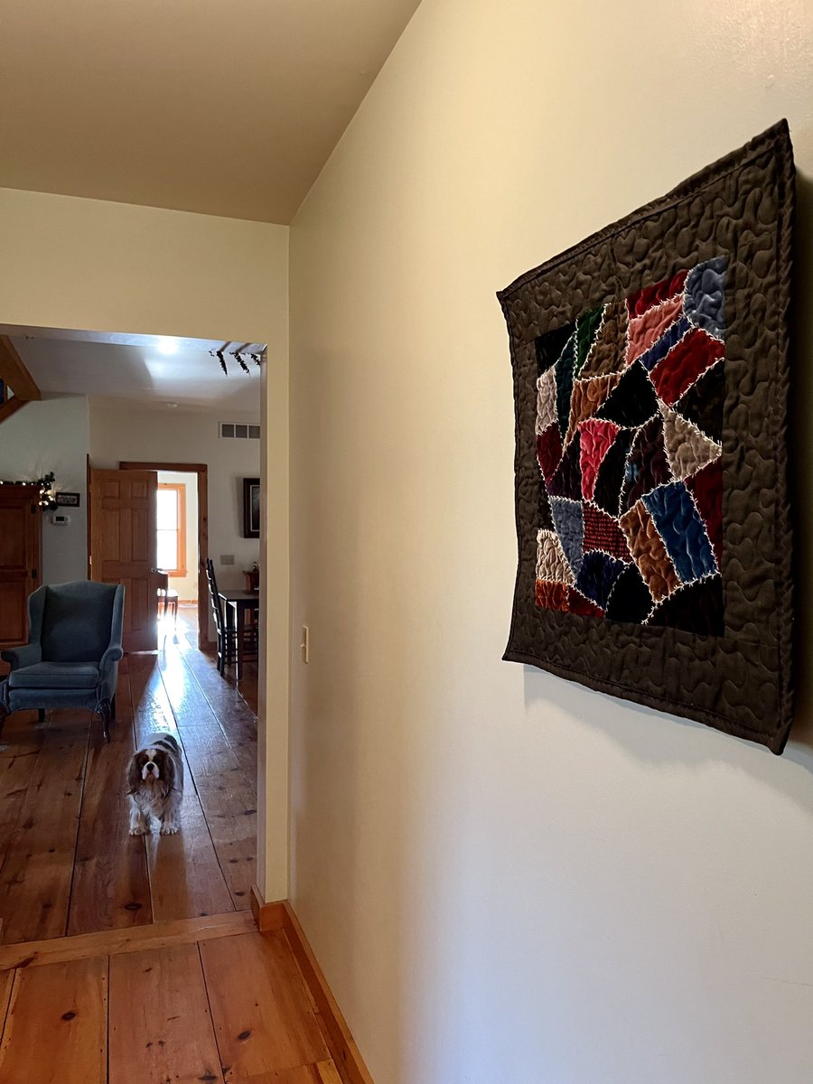 melostrom's tweet image. Found a pieced together scrap awhile back. Showed my quilting pal Anna who said it looked Victorian. (Surprised me. Colors are so vibrant.) She offered to finish the feather stitching, then quilted it &amp;amp; gave me this for Christmas! Fragments, finished; the story told. #Happy2022💜