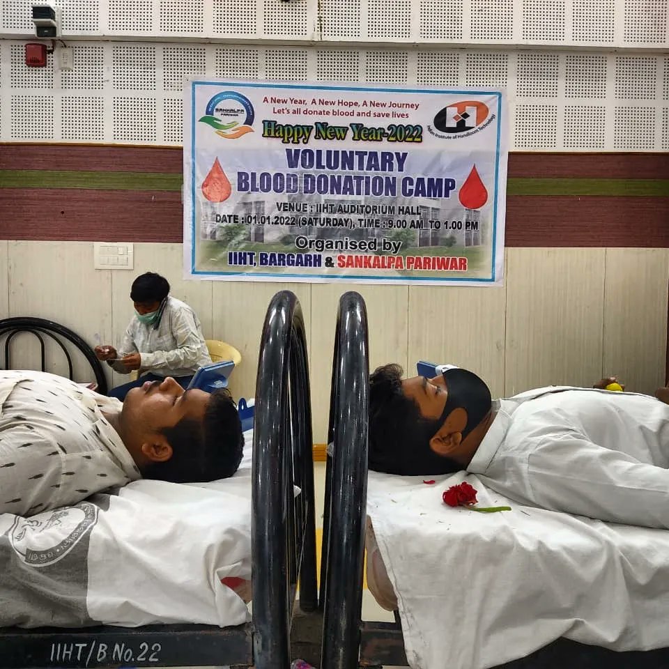 iihtbargarh's tweet photo. Blood Donation Camp successfully completed with a collection of 52 Units of Blood with the help of @sankalpapariwar and medical professionals from DHH, Bargarh. @iihtbargarh gratefully thanks Sri Debesh Acharya, Hon'ble MLA and the donors who had come forward to donate Blood. https://t.co/E33QhaYI7b