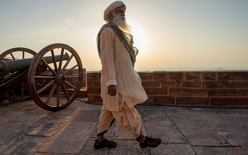 Sadhguru tweet media