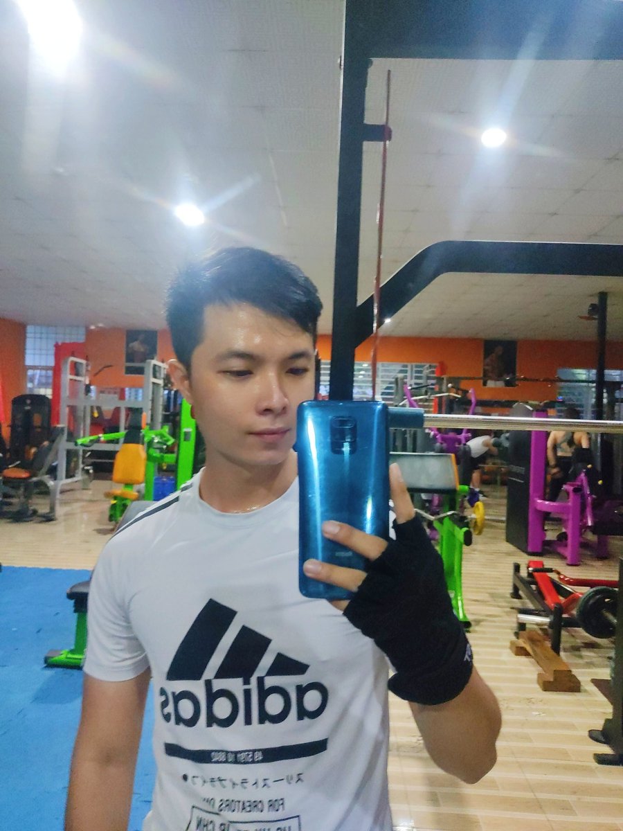 Hau_Popper69's tweet photo. Nhìn mình cũng mlem mà .
Thấy mình nói đúng kB Facebook mình. Hé . Hậu Popper ♥️ https://t.co/4kN4xCAet4