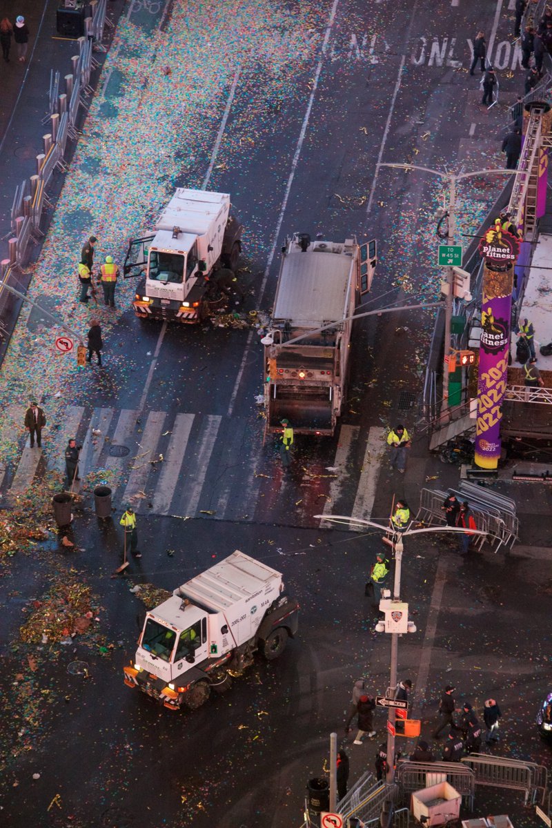 NYCSanitation's tweet photo. After the ball drops in @TimesSquareNYC our work begins! Our 254 Sanitation Workers, using 56 backpack blowers, 36 mechanical brooms and 50 hand brooms, descend on the area early in the new year to pick up every last piece of confetti! Wishing a happy and healthy 2022 to all! https://t.co/Ut7ZfClhbp