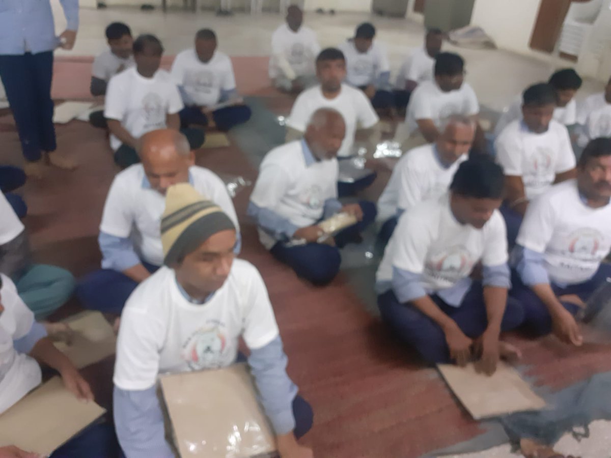 TheXAUEdge's tweet photo. Our Aussie #SaitamaWolfPack put together a little charity event in #Jamnagar #Gujarat today! Meals and #saitama tees out to the All girls orphange and the deaf and blind home. #giveback #crypto #charity @mannythehitman @Saitamaguru1 @megacrypto77 @ElonMansur https://t.co/qS3932HPgZ