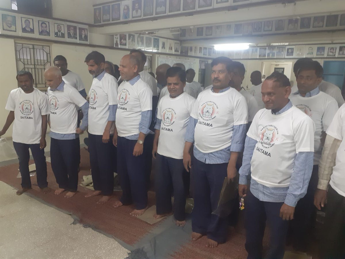 TheXAUEdge's tweet photo. Our Aussie #SaitamaWolfPack put together a little charity event in #Jamnagar #Gujarat today! Meals and #saitama tees out to the All girls orphange and the deaf and blind home. #giveback #crypto #charity @mannythehitman @Saitamaguru1 @megacrypto77 @ElonMansur https://t.co/qS3932HPgZ