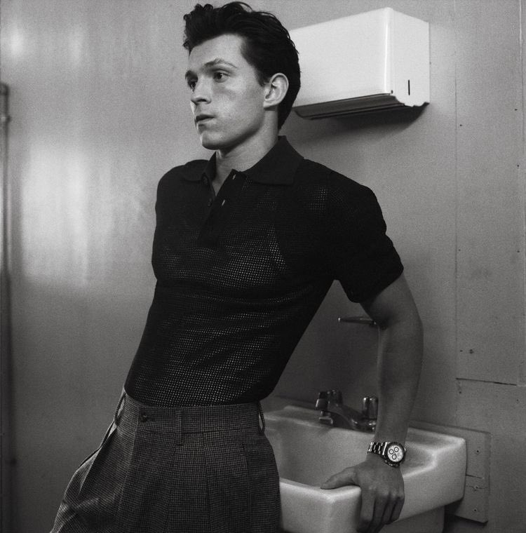 𝙃𝒖𝒈𝒉 𝙂𝒂𝒖𝒏𝒕 

              ⭑Aᴜʀᴏʀ
              ⭑Fᴏᴜʀᴄʜᴇʟᴀɴɢ, Oᴄᴄʟᴜᴍᴇɴs
              ⭑Sᴀɴɢ ᴘᴜʀ
              ⭑Hᴇ́ʀɪᴛɪᴇʀ ᴅᴇ Sᴀʟᴀᴢᴀʀ Sᴇʀᴘᴇɴᴛᴀʀᴅ