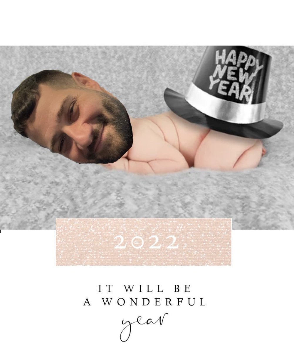 TwitlessPatrick's tweet photo. Happy New Year y’all. #PinchMyCheeks https://t.co/T8ffdICXaM