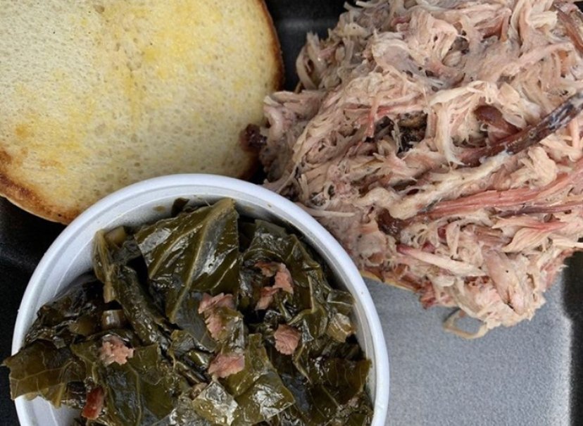 Happy New Year, friends! Start 2022 off with our collard greens and blackeyed peas to ensure fortune and good luck. Cheers! 🥂