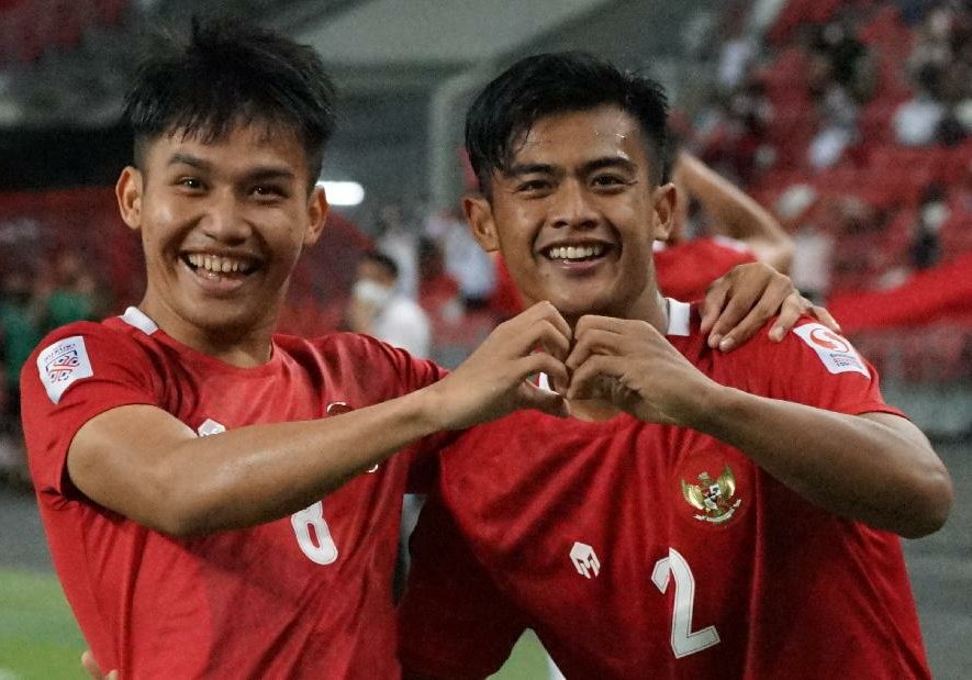 APRESIASI DAN APPLAUSE UNTUK TIMNAS INDONESIA. HASIL RUNNER UP MEMANG TAK MEMUASKAN, NAMUN PERJUANGAN HINGGA FINAL BUKAN CAPAIAN YANG MUDAH DAN ITU LAYAK DIHARGAI! TERIMA KASIH COACH STY, STAF PELATIH, SELURUH PEMAIN. SEMOGA TERUS MAJU &amp; BERKEMBANG! 

PANJANG PERJUANGAN💪✊🇲🇨