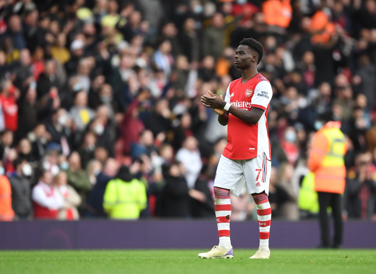 Arsenal's tweet photo. Hard work and pressing to the last. 

We’re proud of your effort and desire, lads ❤️ https://t.co/z6sdrzJjHY