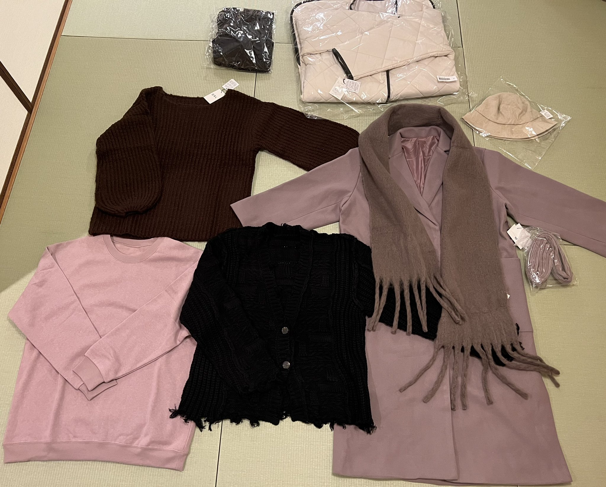 Niziri Grl福袋も開封 全体的に色味暗めなのと 狙ってた奴入ってなかったのが少し残念だけど無難に着られそうでよき 所持ニット総入れ替え ガンダム肩が見込まれる服とゴツいアウターと謎ぼうしはメルカリ送り 福袋ネタバレ Grl T Co L8asruddje Niziri Grl福袋も開封 全体的に色味暗めなのと 狙ってた奴入ってなかったのが少し残念だけど無難に着られそうでよき 所持ニット総入れ替え ガンダム肩が見込まれる服とゴツいアウターと謎ぼうしはメルカリ送り 福袋ネタバレ Grl T Co L8asruddje