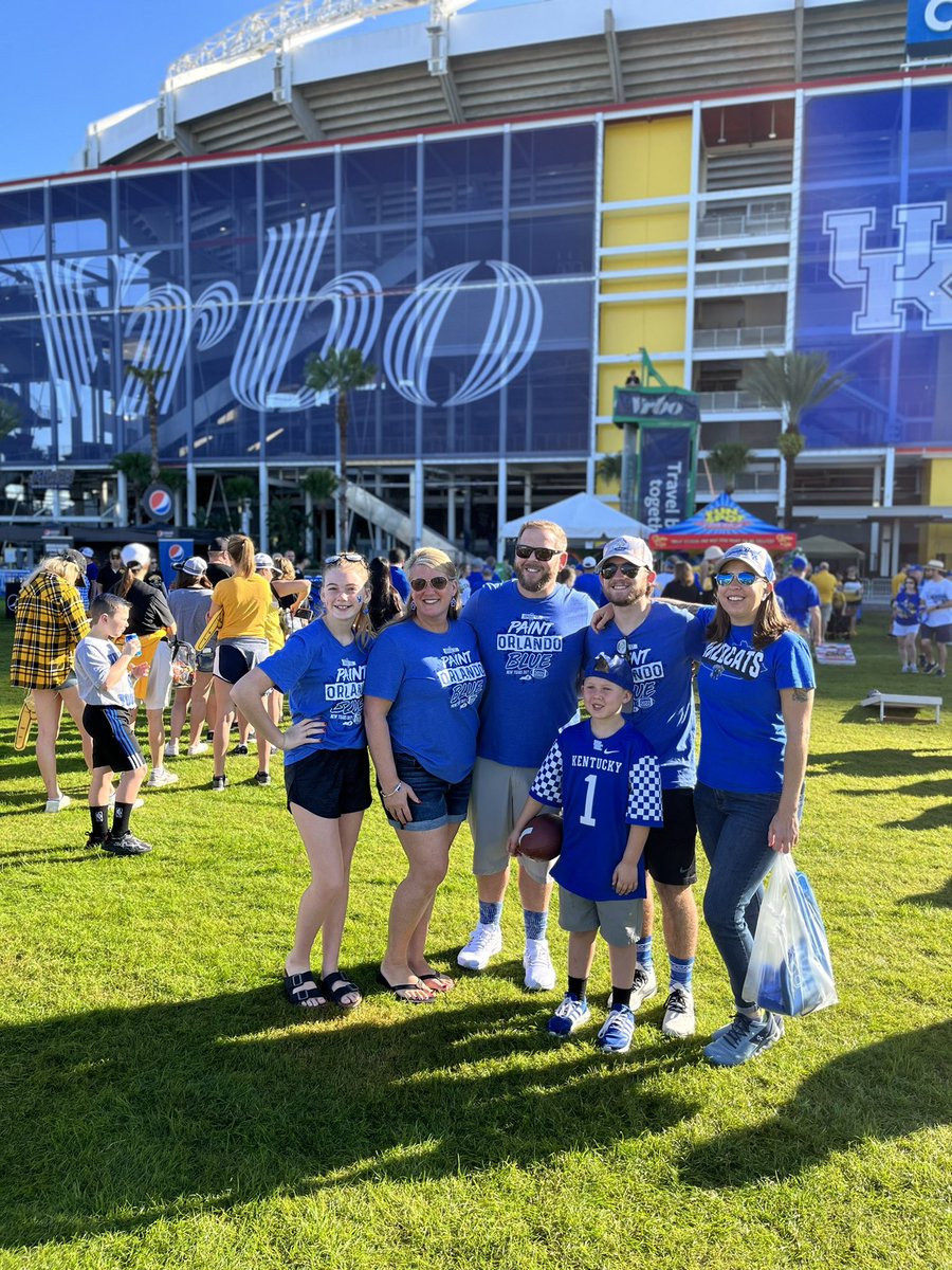 FanFest is open at Tinker Field (behind <a href="/CWStadium/">Camping World Stadium</a>). Don’t miss the official pre-game tailgating experience!
