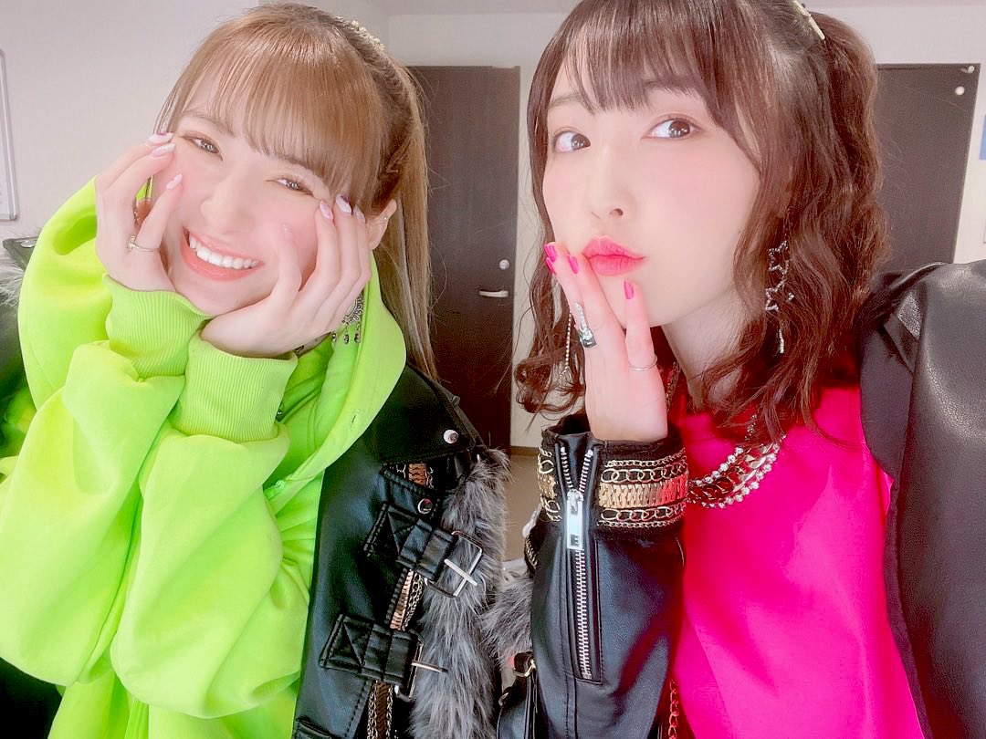 prm_v's tweet photo. 2022年1月2日❣️
9期加入11周年おめでとう💖💚❤️💚
ぽんぽん大好き！！！！
(*´▽`)ﾉ(´▽｀)/ 9ヽ(´∀｀)人( ´θ｀)ノQ
#モーニング娘22 #9期11周年
#えりぽんかわいい
#ふくちゃんかわいい https://t.co/TxVlpmIgcO