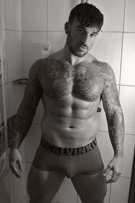 Exclusive content 💧⬇️ https://t.co/jybhe4Nuso https://t.co/jNuSo9UTWs https://t.co/hCfxOWc5YI