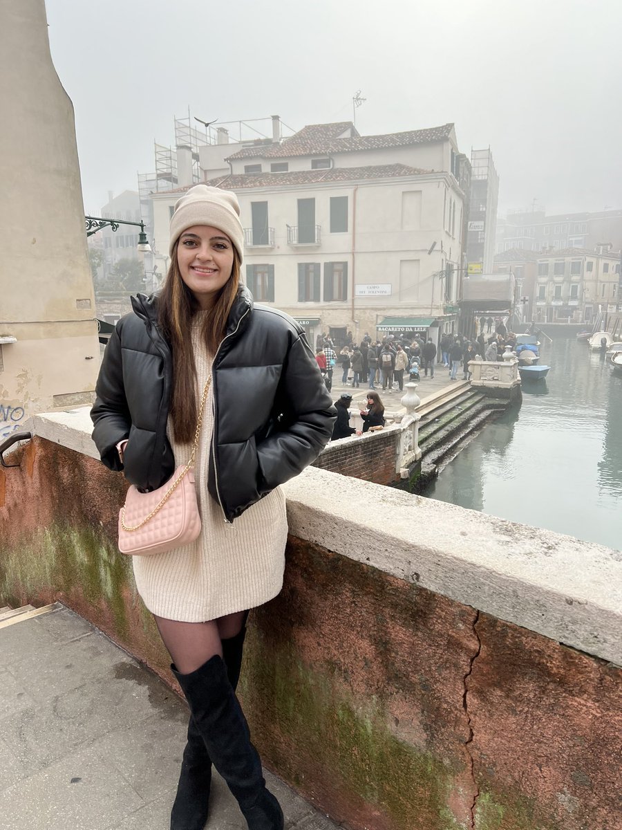 lowhighknee's tweet photo. italy has been a dream https://t.co/vXI6Pbgy1Y