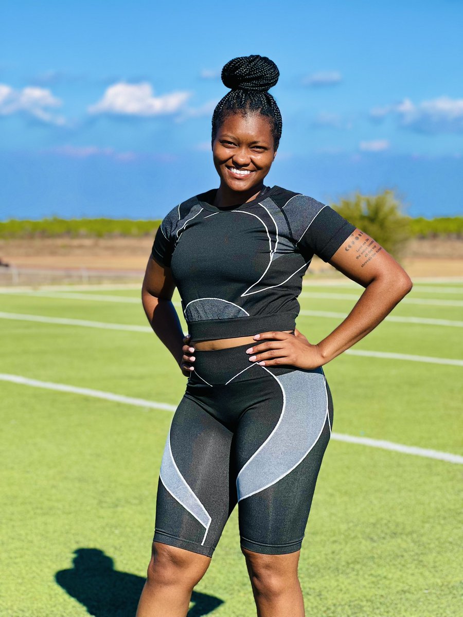 LlcYogini's tweet photo. New year! New gear? Shop Yogini Fitness❕❕#shopping #BlackOwnedBusiness #shopsmallbusiness #2022NewYear 

https://t.co/UGzlw2hrPT https://t.co/mWEMAGKicZ