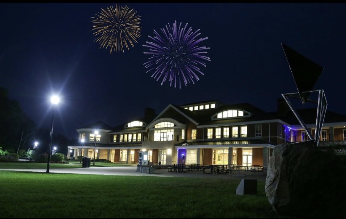 CurryEdu's tweet photo. Wishing you all a happy and healthy 2022! 🎆 https://t.co/h4bWk9qIC1