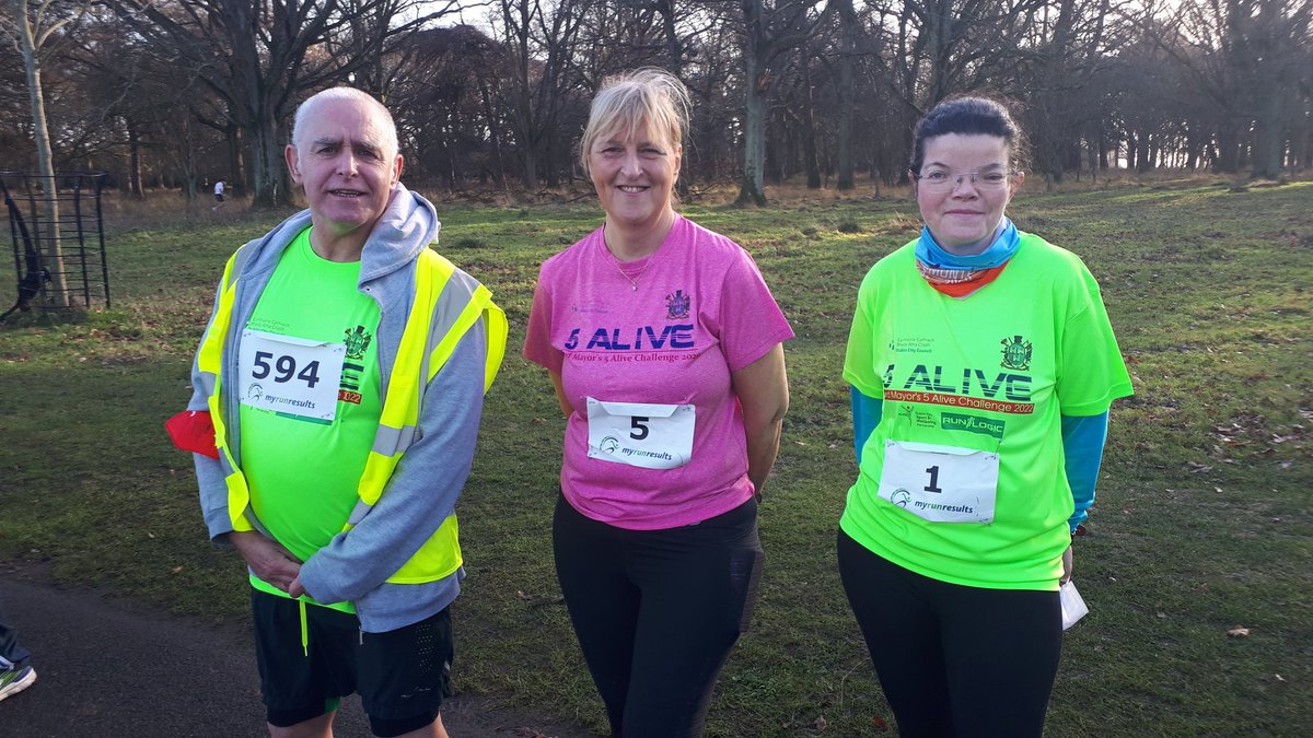LordMayorDublin's tweet photo. Well done to all the Lord Mayor 5 Alive Challengers who completed the Tom Brennan Memorial 5k in the Phoenix Park. What a great way to start 2022 🏃♀️ Thank you to @liffeyvalleyac for the warm welcome. #LM5A https://t.co/B0n6sJ40BV