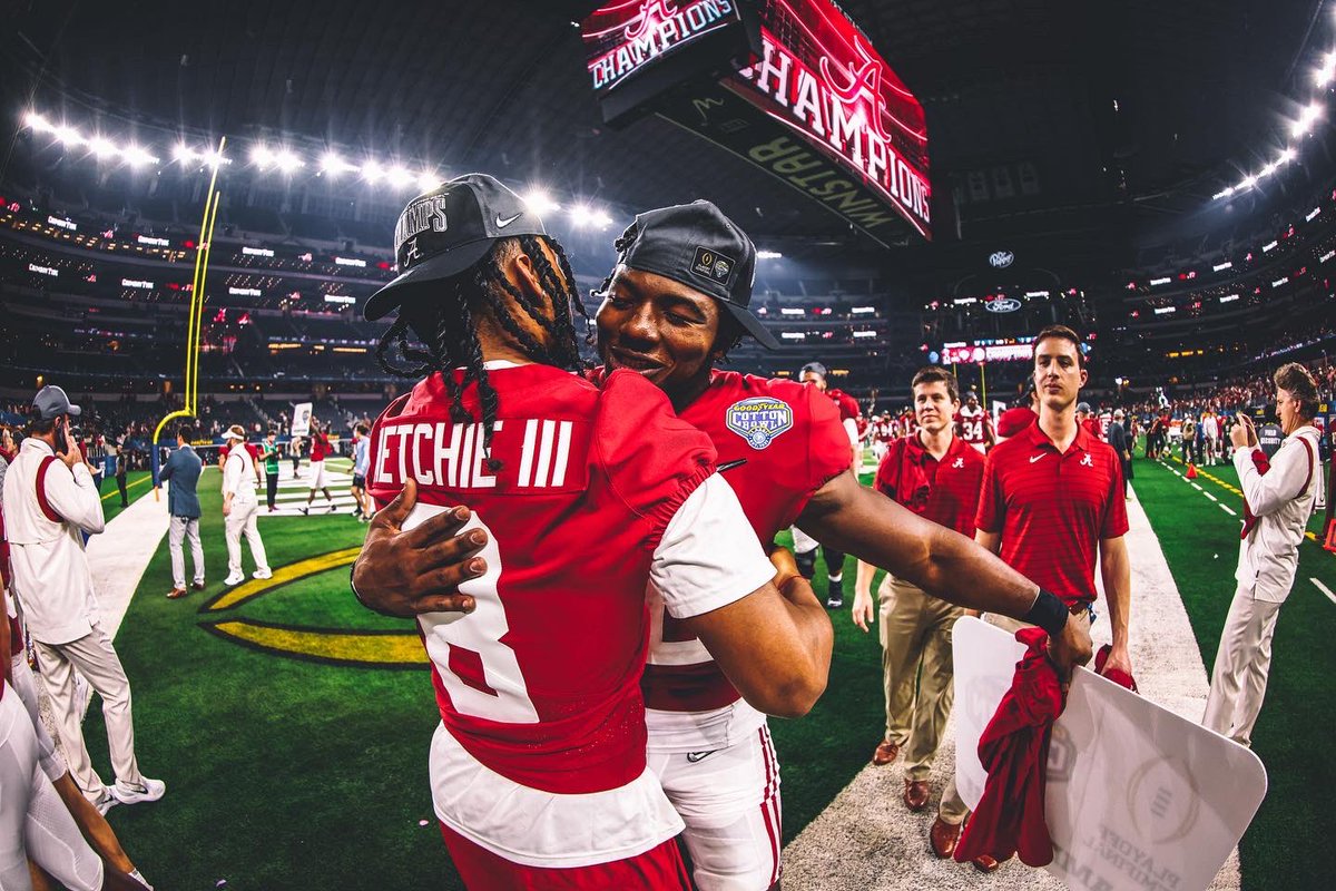 New Year. New Champs. 🏆

#CFBPlayoff #RollTide