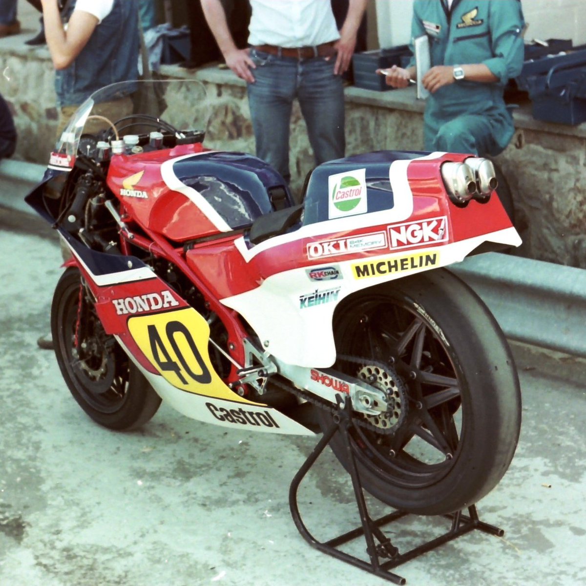 popsyosh34's tweet photo. 1982 Spa
Freddie Spencer πΊπΈ4β£0β£π
#FS19 #NS500 #DatTank https://t.co/4wD8vjVQEa