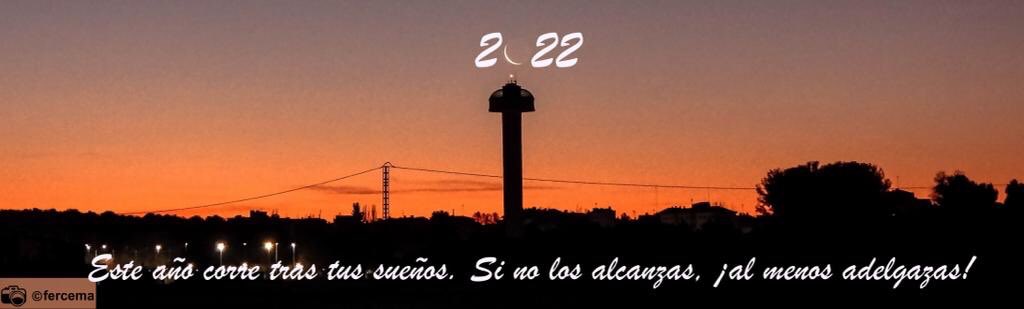 Fercema's tweet photo. 1/1/2022 Primera Luna 
Amanecer en Albacete https://t.co/VIPkO1NDDM