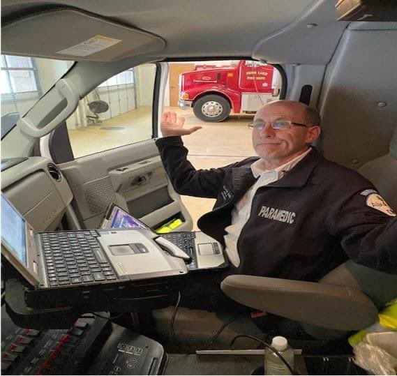 AllinaEMS's tweet photo. Congratulations to Paramedic Gary Kaminsky on his #retirement after #44YearsofService! https://t.co/G5gbb3ioGZ
