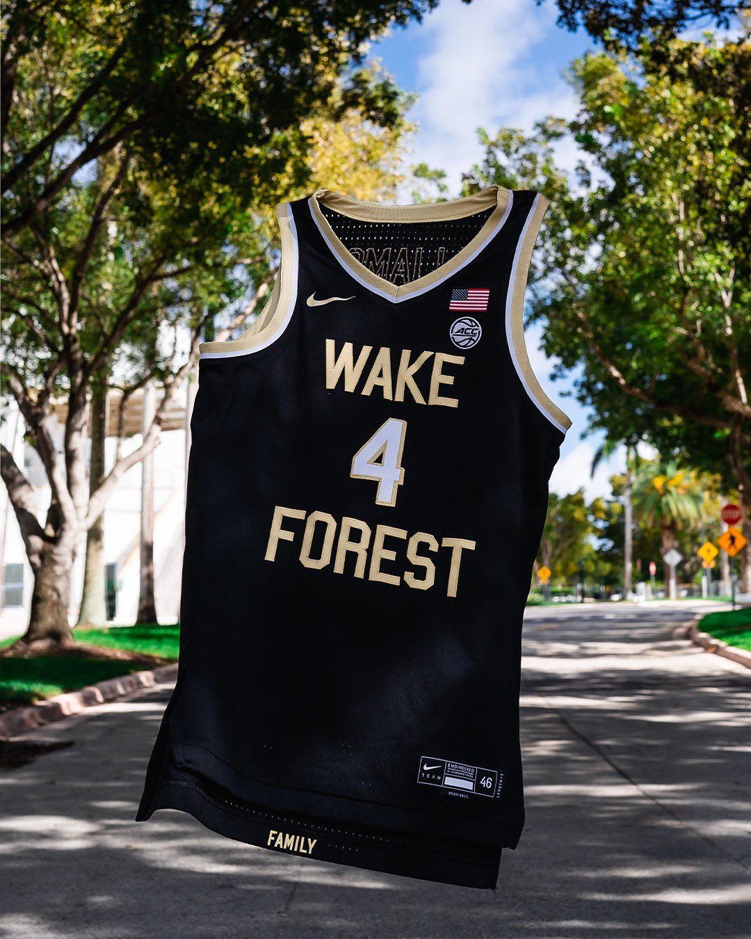 Wake Forest Men's Basketball on X: You know the vibes 🔥 #GoDecs