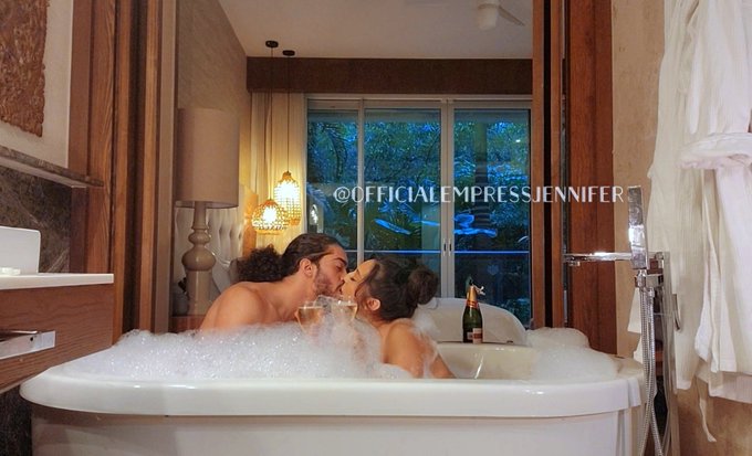 Starting the year off sexy tonight, I will be sending out Lover's Night pt1 to My onlyfans members 💋