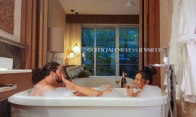 Starting the year off sexy tonight, I will be sending out Lover's Night pt1 to My onlyfans members 💋