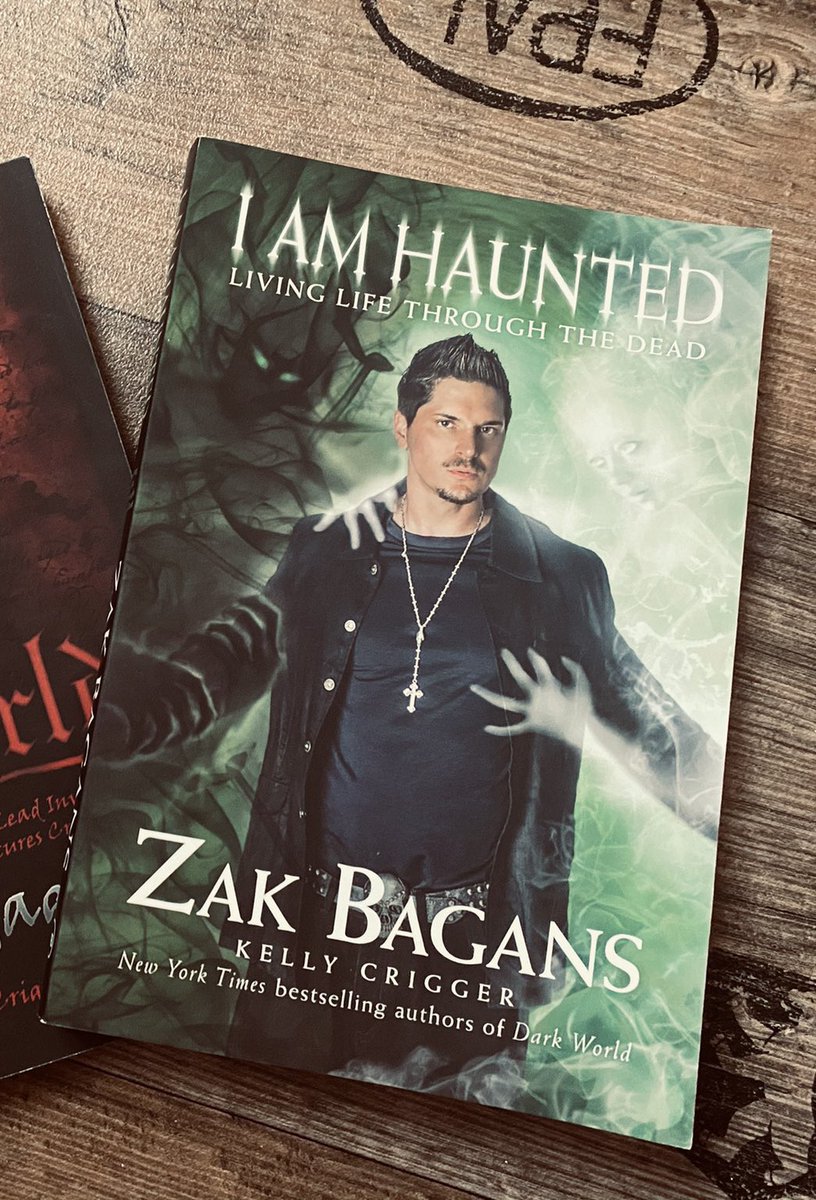 BachelierSarah's tweet photo. I really love this book 🤩 @Zak_Bagans  @GhostAdventures https://t.co/7xM1tdXTCo