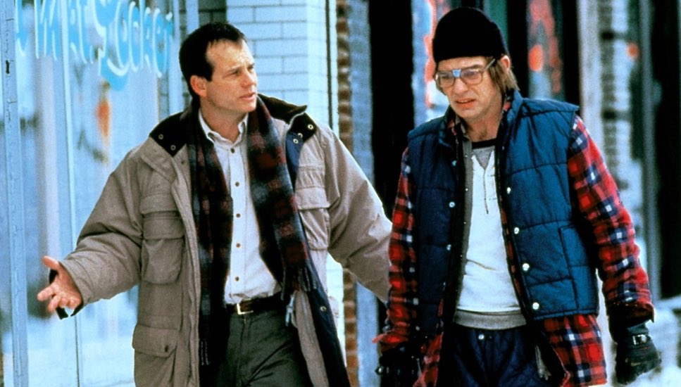 makemyday70s's tweet photo. Découverte d’#UnPlanSimple de Sam Raimi (1998).
Une vie ordinaire, de l’argent qui tombe qui tombe du ciel, un trio de pied nickelés, les emmerdes qui commencent.
Un polar hivernal efficace, grâce à un scénario parfaitement ficelé.
Thorton est épatant. https://t.co/6wdiWziqo4